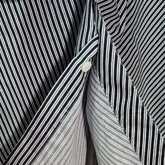 Dazinee Men's Black Striped Short Sleeve Button Down Shirt Size Large - Picture 6 of 6